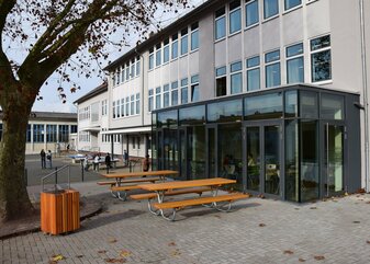 2015_Schulgebaeude_Mensa_aussen_02